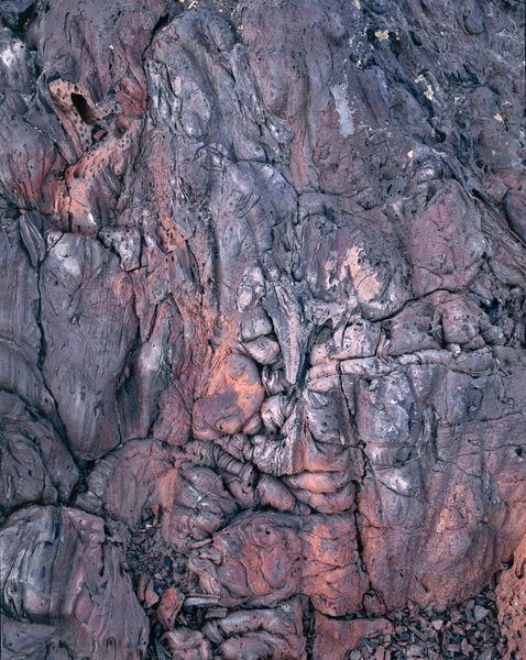 Formationer av stelnad lava.