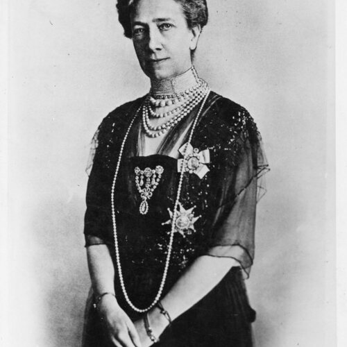 DROTTNING VICTORIA (1862-1930)