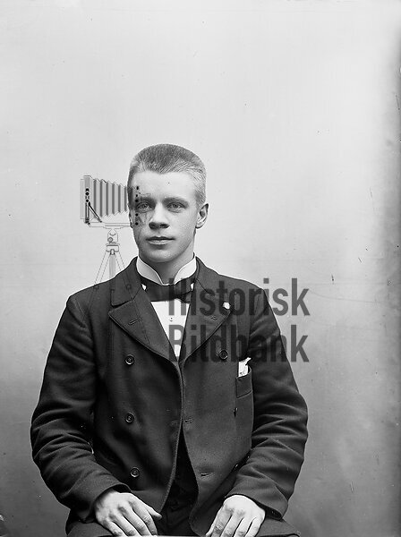 T�RNKVIST, G.