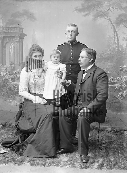 TIMELIN, FRANS GUSTAF o HELENA - FAMILJ