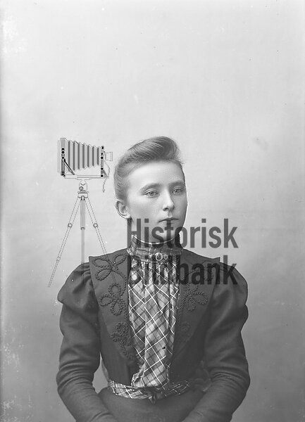 J�NSSON, SIGRID