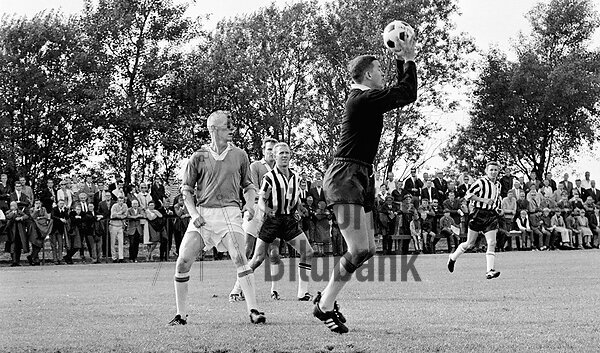 Fotboll Gunnarstorp - Landskrona Bois 1967