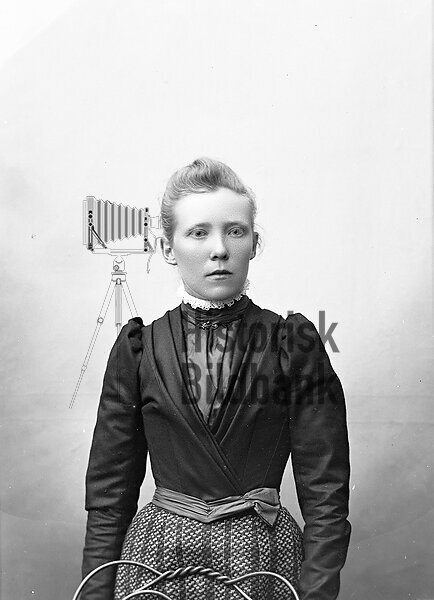 LARSSON, ELIANA