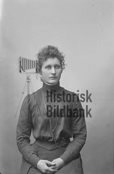 KARLSSON, BETTY
