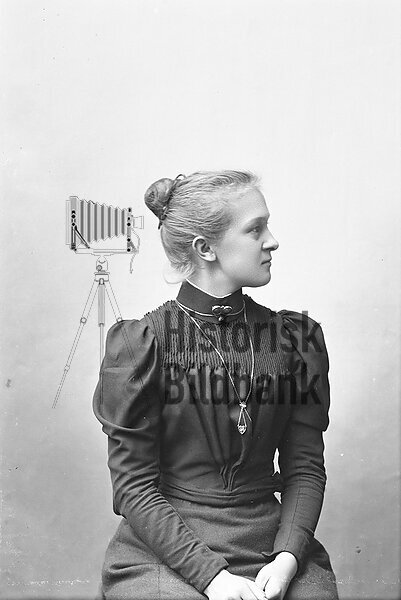 SVENSSON, ANNA