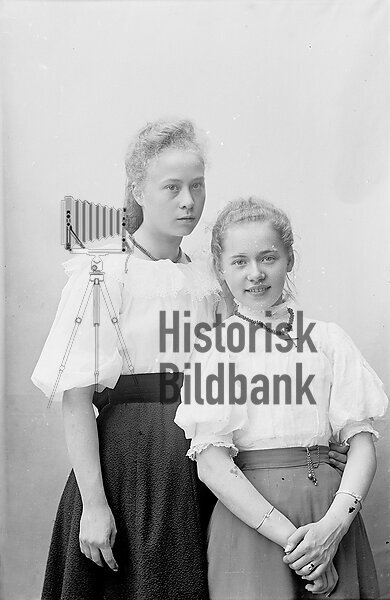 KRISTERSSON, FLICKORNA
