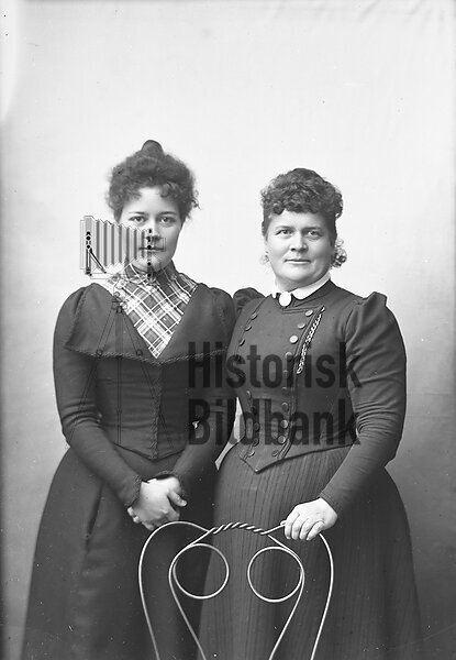 CHARLIER, AUGUSTA OCH ANNA
