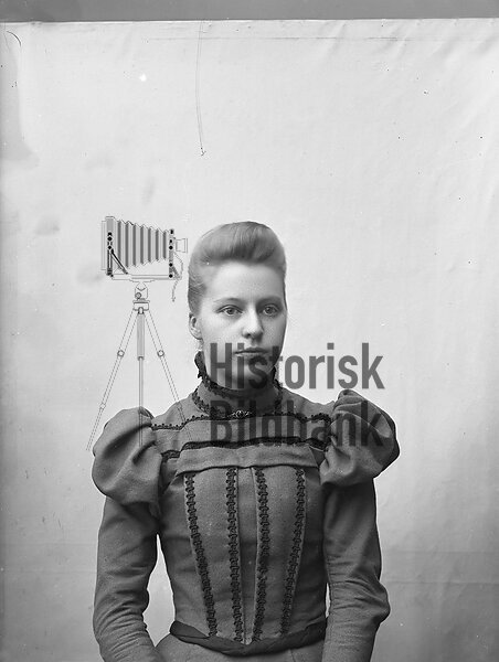 STENKVIST, CLARA KONTORIST