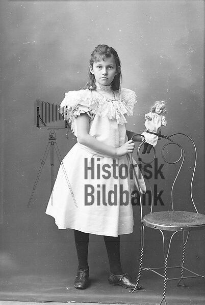 HULTNER, INGEBORG