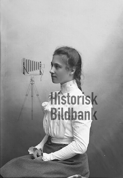 VON PLATEN, STINA