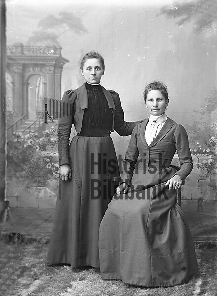 J�NSSON, KRISTIN