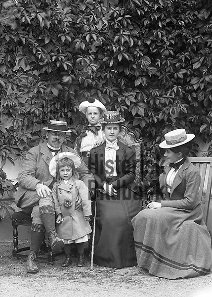 GYLLENSTIERNA, AXEL o HEDVIG - FAMILJ