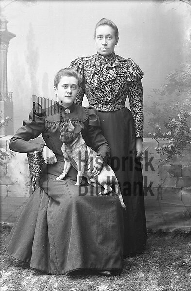 MATHILDA JOHANSSON / AGNES CARLSSON