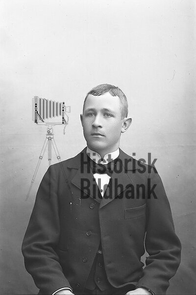 OLSSON, OSCAR