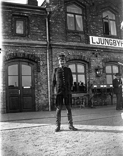 J�rnv�gsstationen i Ljungbyhed