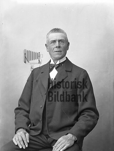 BRODDESSON, AXEL TORPARE