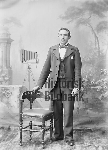 J�NSSON, NILS