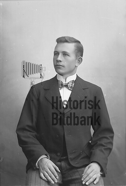 KARLSSON, WILHELM  PAPPERSBRUKSARBETARE