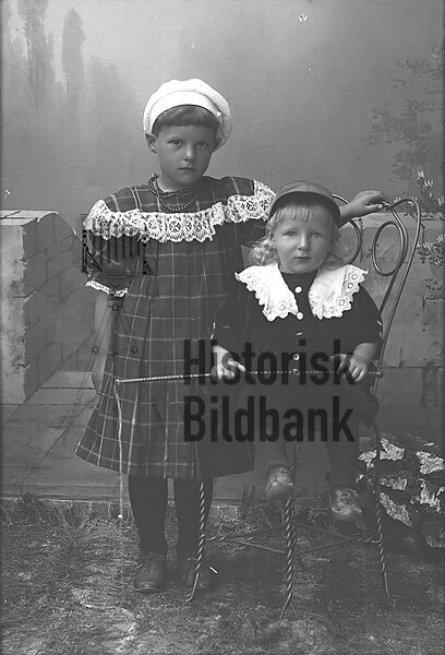 �FVERBERG, MIMMI o G�STA