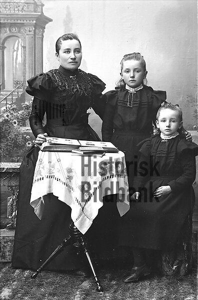 NILSSON, JOSEFINA  FRU