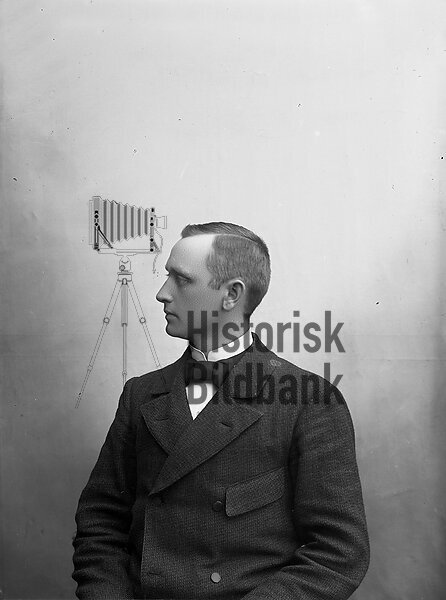 ERLANDSSON, AXEL