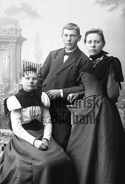 BENGTSSON, ASTRID, GOTTFRID o ESTER