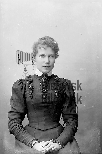 J�NSSON, SELMA