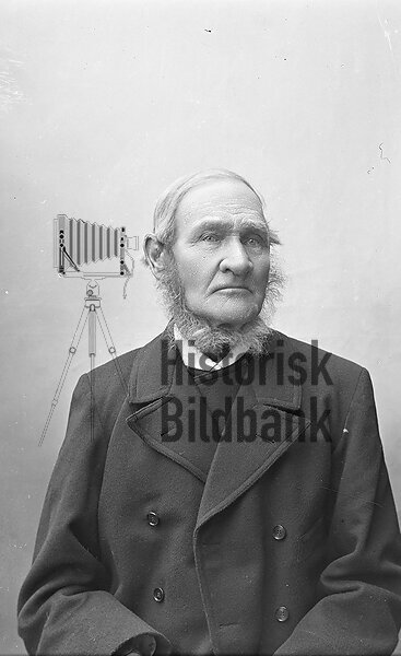 SVENSSON, P�L