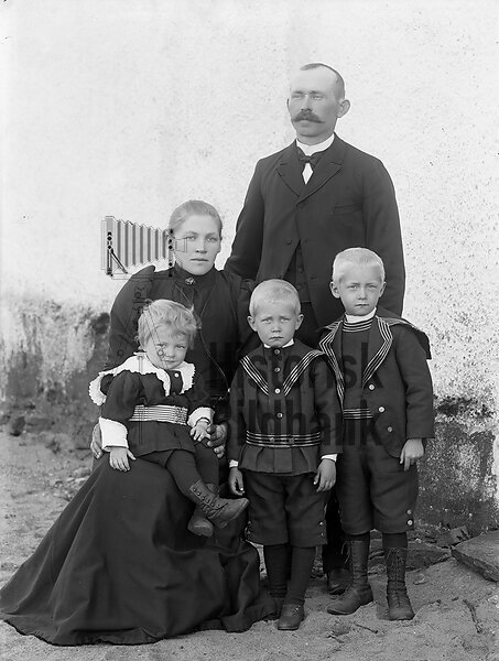 JOHANSSON, JANNE o PAULINA - FAMILJ