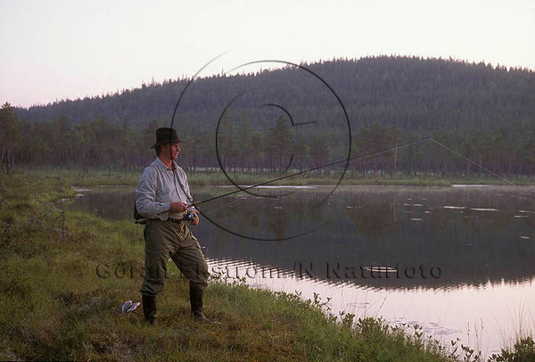 Fiske i den ljusa sommarnatten