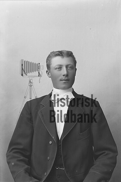 PAULSSON, BERNHARD