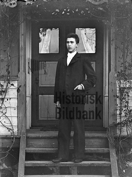J�NSSONS, JULIN