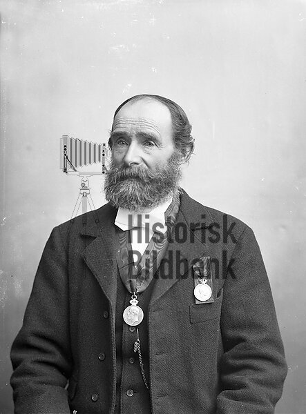 SVENSSON, J�NS
