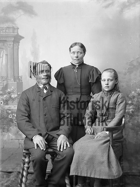 KJELLSSON, NILS o CHRISTINA