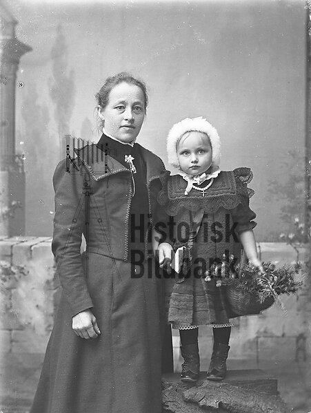 �BERG,  FRU