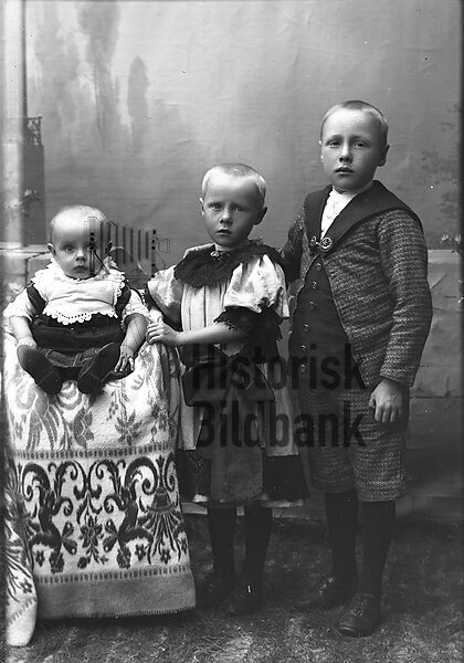 ELMSTR�M, HARRY, OLGA o HOLGER