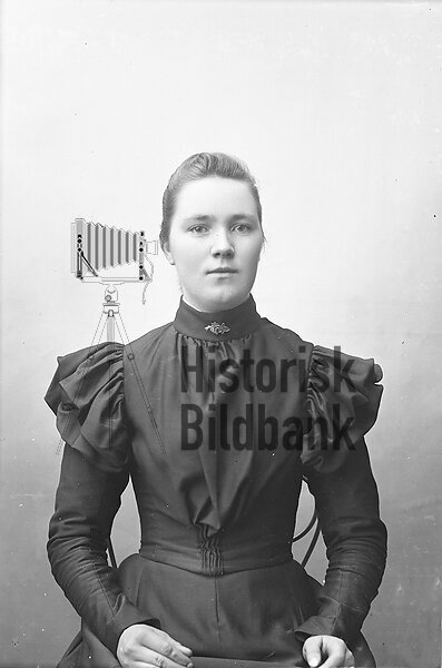 OLOFSDOTTER, EVA OKTAVIA PIGA