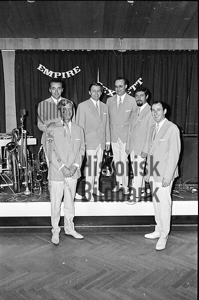Ny orkester p� Parapeten