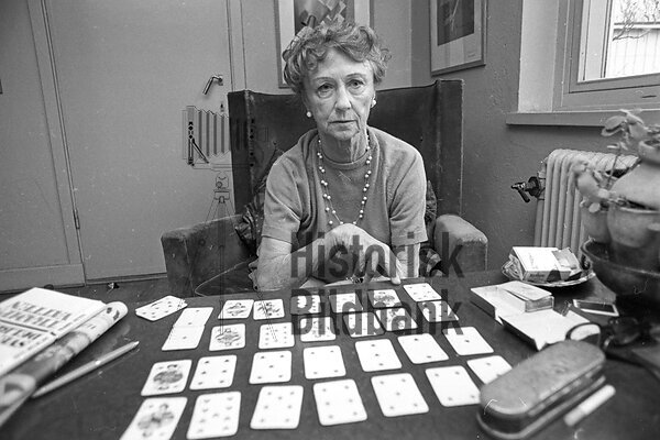 Lena Cederst�m-Wallengren