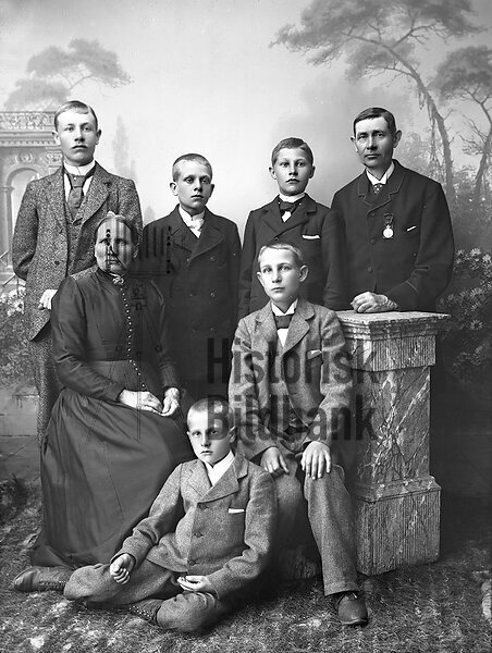 OLSSON, NILS PETER o PETRONELLA - FAMILJ