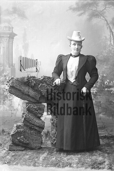 OLSSON, ELLEN