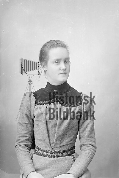 J�NSSON, OLGA