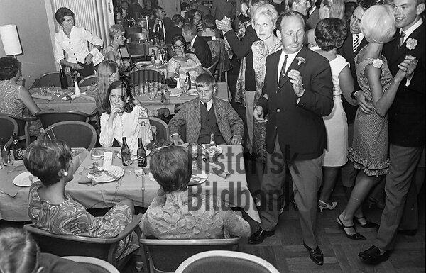 Uteliv i B�stad 1967