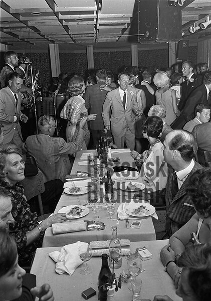Uteliv i B�stad 1967