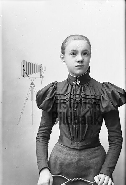 OLSSON, OLGA