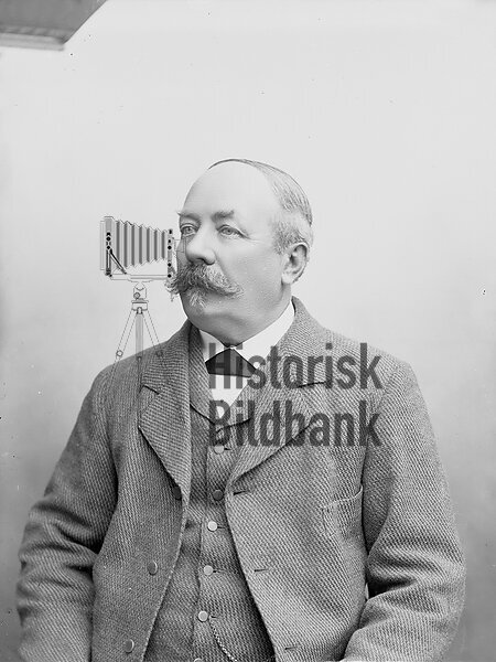 SCHEDVIN,  AUGUST