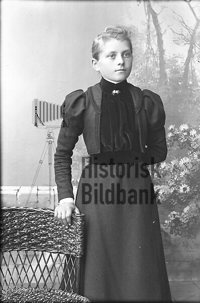J�NSSON, ADA