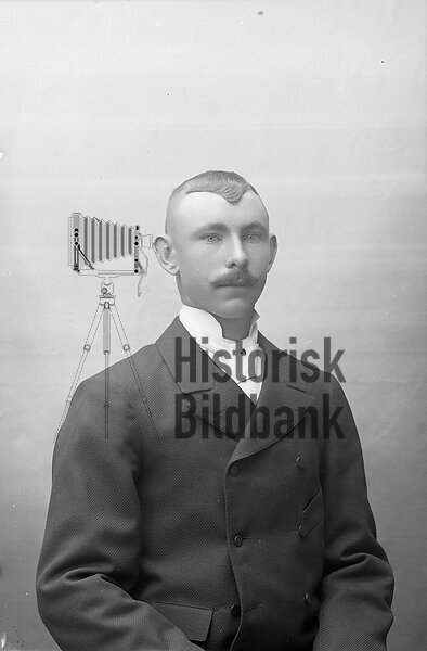 OLSSON, AUGUST