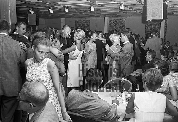 Uteliv i B�stad 1967