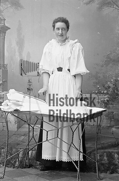 ESKILSSON, ANNA